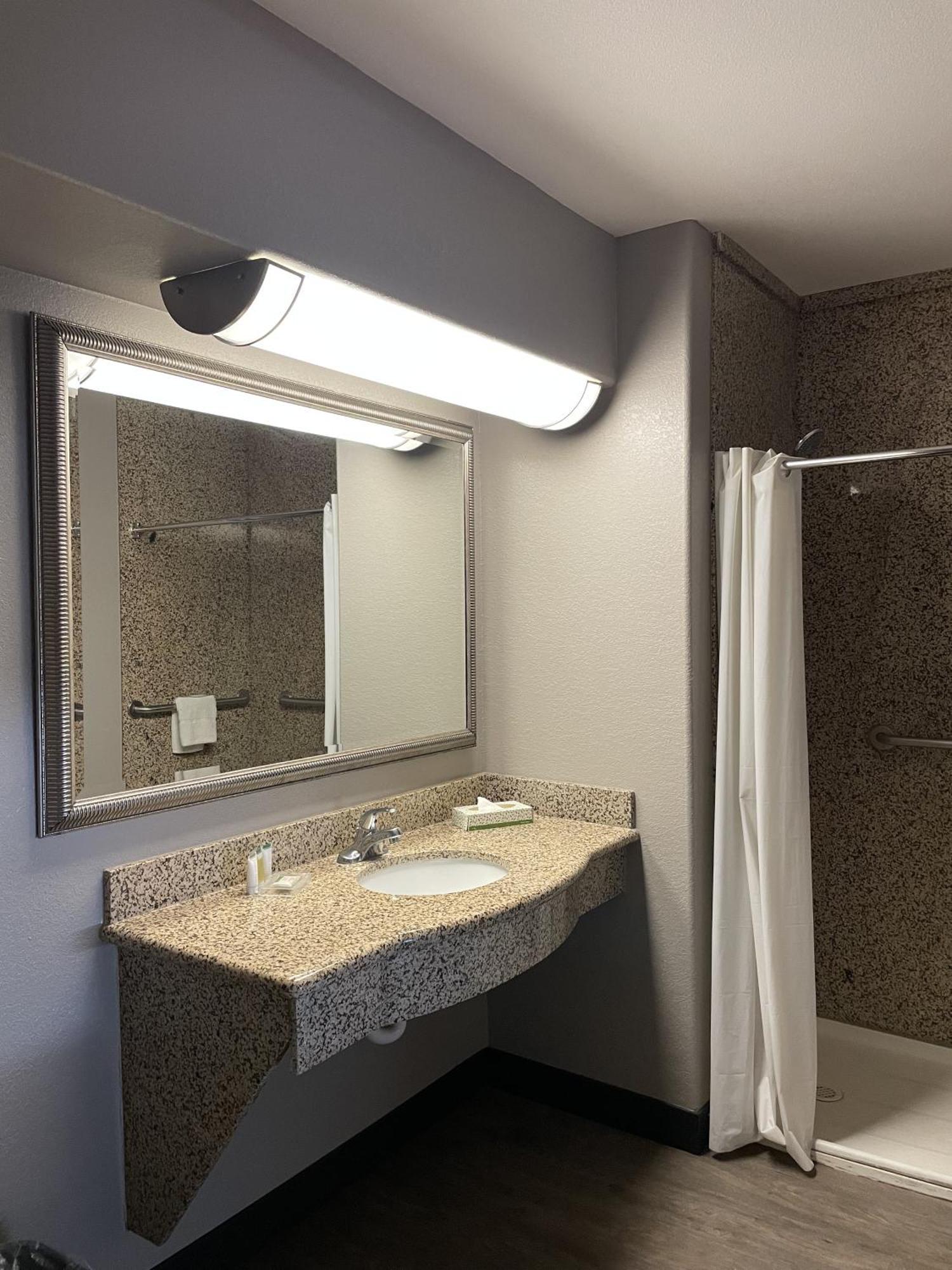Hawthorn Extended Stay By Wyndham Hobbs Værelse billede
